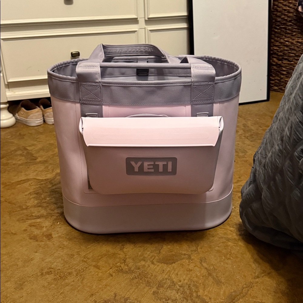YETI Camino 35 and YETI Sidekick 3L in Cherry Blossom